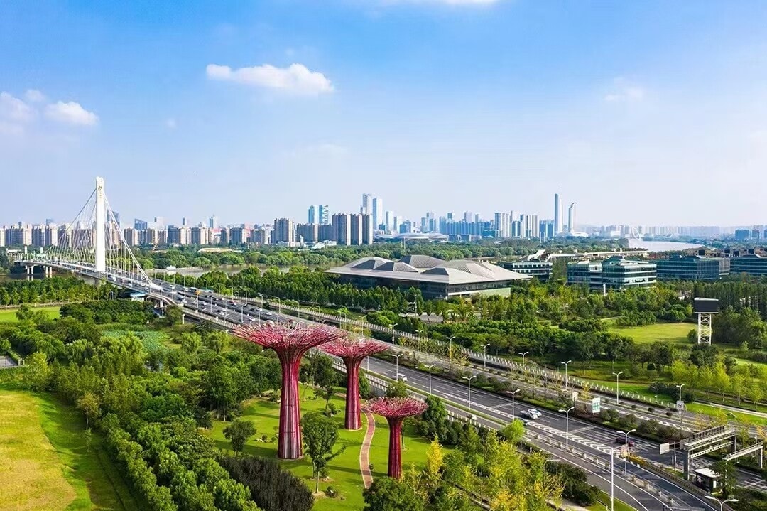 Example output for Create a detailed travel itinerary in HTML format